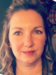 Karen Malec's Instagram, Twitter & Facebook