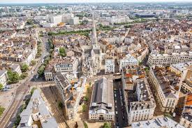 Comment la crise pose les bases d'une bulle spéculative. Immobilier La Demande En Forte Baisse A Paris