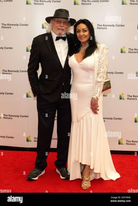 Washington, United States. 02nd Dec, 2023. Barry Gibb and his wife, Linda, arrive for the Medallion Ceremony honoring the recipients of the 46th Annual Kennedy Center Honors at the Department of State