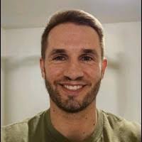 Kelly Snarr's Instagram, Twitter & Facebook