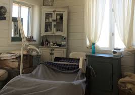 Founded in 2014 by jacynthe rené, a celebrated actress, author, and entrepreneur needless to say, rené's expansion into nearly every sector of the health and beauty world within a few years is. Mon Nouvel Endroit Prefere Le Salon De Beaute Jacynthe Rene Le Cahier