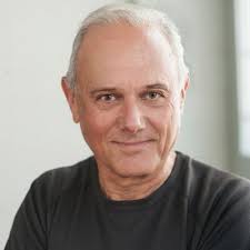 Heather Swansborough (@heatherswanny)