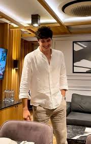 Saloni Shetty (shettysaloni)