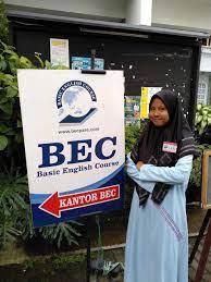 Biaya kursus paling terjangkau didukung dengan fasilitas komplit, beragam pilihan program sesuai kebutuhan kalian, durasi program kursus juga durasi program kursus di kampung inggris pare hec 1 bervariasi mulai 1 minggu, 2 minggu, 3 minggu, 1 bulan, 2 bulan, 3 bulan, 4 bulan dan 6 bulan. Program Lanjutan Hec1 Ke Bec Kampung Inggris Pare