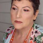 Sharon Guion's Instagram, Twitter & Facebook