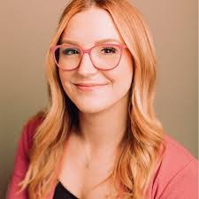 Heather Cripe's Instagram, Twitter & Facebook