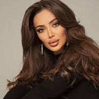 Adela Bird's Instagram, Twitter & Facebook