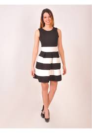 Check out our vestito bianco selection for the very best in unique or custom, handmade pieces from our dresses shops. Abito A Palloncino Abiti