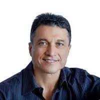 Atef Aziz's Instagram, Twitter & Facebook