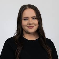 Ernie Nieves's Instagram, Twitter & Facebook