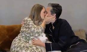 Cydney bernard (former partner) duration of relationship: Jodie Foster Kisses Wife During Golden Globes Acceptance Speech