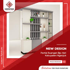 Sekat ruangan minimalis ini berupa perabot atau rak display minimalis. Partisi Penyekat Pembatas Sekat Ruangan Minimalis Modern Elegan Custom Klasik Fungsional Backdrop Tv Kediri Pasuruan Madiun Jombang 1 Jasa Desain Interior Kediri Nganjuk Tulungagung Blitar Trenggalek Madiun Ponorogo