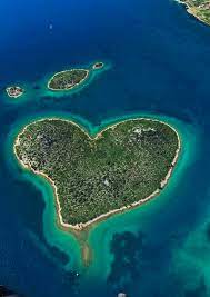 Galesnjak first gained worldwide recognition in 2009 when google earth captured its unique shape. Galesnjak Croatia Croatian Islands Croatia Beautiful Islands