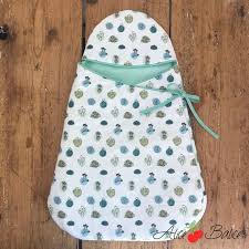 De plus, contrairement à la gigoteuse, un nid d'ange peut se fixer facilement à n'importe quel accessoire de puériculture. Tutoriel Couture Nid D Ange Mahault Alice Balice