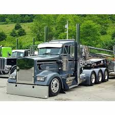 The original design and legendary payload make the w900 the industry standard for long haul performance. Semitrckn Custom Trucks Trucks Kenworth Trucks