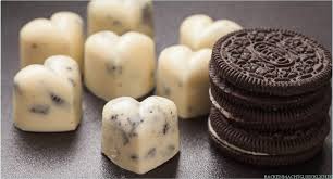 Wer gesunde, aber eher schokoladige pralinen selber machen möchte, fügt der grundmasse einfach etwas ungesüßtes kakaopulver hinzu. Super Schnelle Oreo Pralinen Backen Macht Glucklich