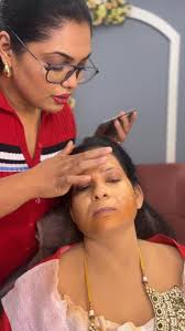 Makeup Artist ki life bahar se hamesha glamorous lagti hai…, Par koi un  raaton ka struggle nahi dekhta, jahan practice, patience aur passion milkar  ek Pro MUA banate hain., Aaj jab success dikh raha ...