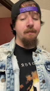 Wheres the love? #somebody #favorite #favoritesong #song #musician #sing  #love #fun #live #inspiredawesomelife #inspire #inspired #like #follow #fyp  #share #click #care #heart #unconditionallove ...