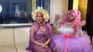 Le jury et les guests de the voice 2021. The Voice Belgique Drag Queen Lady T Love Jury Henri Pfr Loic Nottet Typh Barrow Bj Scott Vlog Youtube