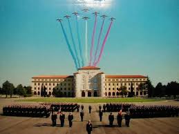 L'école de l'air est une école militaire qui forme des officiers de l'armée de l'air française. Ecole De L Air De Salon De Provence Blog De Pilotes86