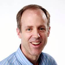 Robert Spragg's Instagram, Twitter & Facebook