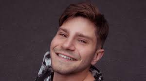 7,417 likes · 43 talking about this. Julian Reim Susse Uberraschung An Seinem 24 Geburtstag Intouch