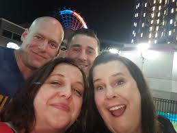 Elissa Hunter (@ElissaHunter)