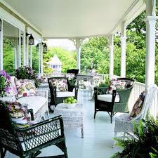 15 Cottage Style Homes With Cozy Charm Cottage Style Cottage Style Homes House With Porch