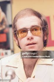 514 Elton John 1974 Photos & High Res Pictures