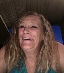 Carolyn Haley's Instagram, Twitter & Facebook