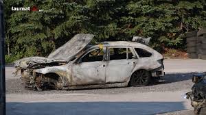 Wer ein maulwurf ist und bojan mit dem ulmenhobel bearbeitet ist herzlich. Autobrand Nach Tunnelportal Von Feuerwehr Geloscht Feuerwehr Thalheim At