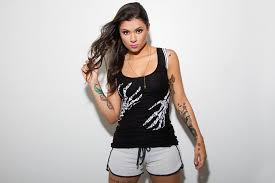 Mc dido)', 'tu tá maluco, respeita o moço' e. Playboy Pagina 3 Virgula