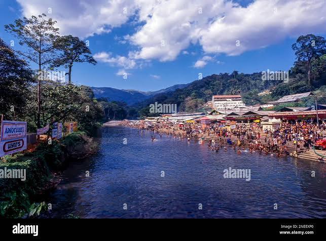 Pamba river hi-res stock photography and images - Alamy