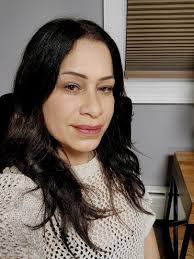 Ready for fuller eyebrows and longer eyelashes? Start using this serum now  and you'll be batting those eyelashes and raising the brows just in time  for summer ❣️ Message me for more