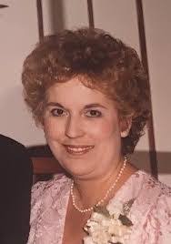 Janet Hipp's Instagram, Twitter & Facebook