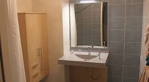 Lavabos accessibles pour personnes à mobilité réduite espace aubade vous présente sa sélection de lavabos pour personnes handicapées et à mobilité réduite. Meuble De Salle De Bain Pour Personne A Mobilite Reduite Pmr