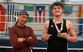 Photo Pablo Guillet licencié à Auray boxe et étudiant en droit à Vannes ...
