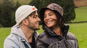 Revista tv guia, lisboa (lisbon, portugal). David Carreira E Carolina Carvalho Lancam Nova Colecao De Roupa Andava Sempre Assim