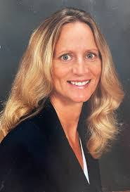 Brenda Straw's Instagram, Twitter & Facebook