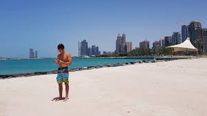 Immer beliebter werden die inseln im südosten des golfs von thailand. Alle Strande In Abu Dhabi Wo Ist Der Schonste Strand