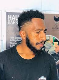 Movim kumu go wanside na rice wanside. Freddy: Pia me sawe yu kain  pikinini🤣 #YUMIFM #KAPMAUSSHOW #YUPILIMTU