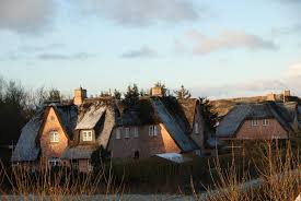 Obwohl sich im hause eine gemeinschaftswaschmaschine und ein trockner für ihre wäsche befinden, verfügt ihr. Sylt Ferienwohnungen Haus Hans Im Gluck