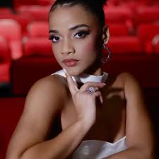 Vicky Carbonell De Bayamón PR Pa'l Mundo 🌎 ¡Oficialmente entramos a la  fase semifinal después de la gala de esta noche! 🌟 Ahora depende de TI  salvar a Vicky y ayudarla a