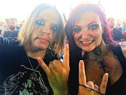 I don't know how many of y'all have been to a Laine Hardy concert, but if  you have never been it's a MUST! It's an Experience not just a concert!  Laine Hardy