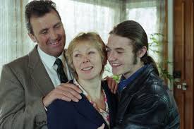 Before she met johnny's father, she was already married, and got two sons, debbie and daniel. Johnny Leeze Former Emmerdale Actor Dies At 78 Bbc News