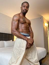 TW Pornstars - Isiah Maxwell. Twitter. Chat with me:. 3:33 AM - 12 Sep 2022