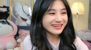 Clip 9 phút của Anna Gấu: Tiếng kêu rên đủ làm anh em "trớ sữa"