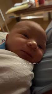 Mia Stevens (@notmiastevens)