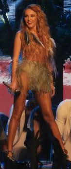 Η τάμτα γκοντουάτζε , γνωστή απλά ως tamta, είναι ελληνίδα τραγουδίστρια γεωργιανής καταγωγής, που δραστηριοποιείται κυρίως στην ελλάδα. Tamta Wikipedia