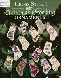 But no one can deny that the closer the holidays get, the more hectic our lives become. Cross Stitch Mini Christmas Stocking Ornaments Annie S 9781590122709 Amazon Com Books